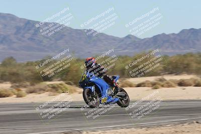 media/Oct-30-2025-Racers Edge (Thu) [[dabbdaf680]]/3-B Group/Session 4 (Turn 9 Side)/